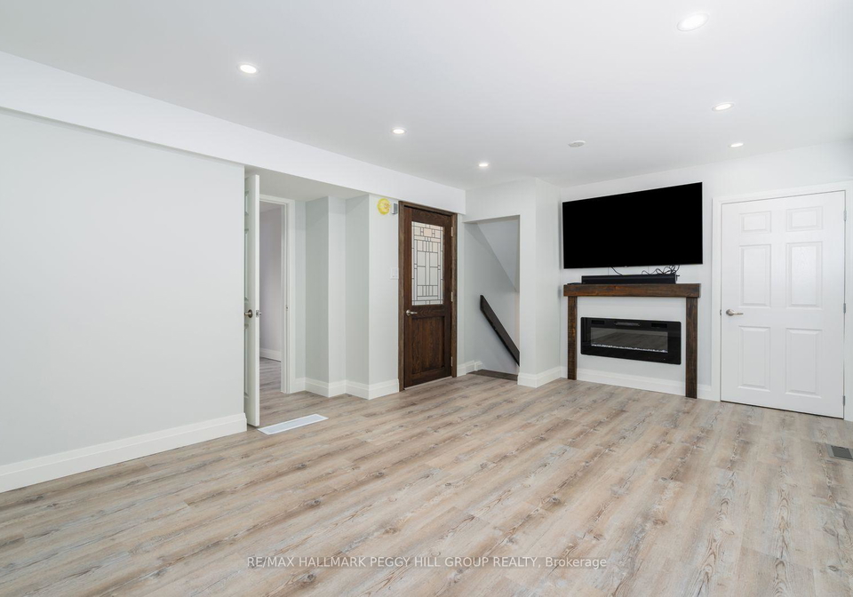 20-ottaway-avenue-barrie-ontario-s12714090