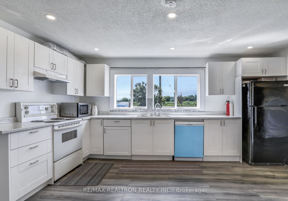 5742-county-road-90-springwater-ontario-s12714146