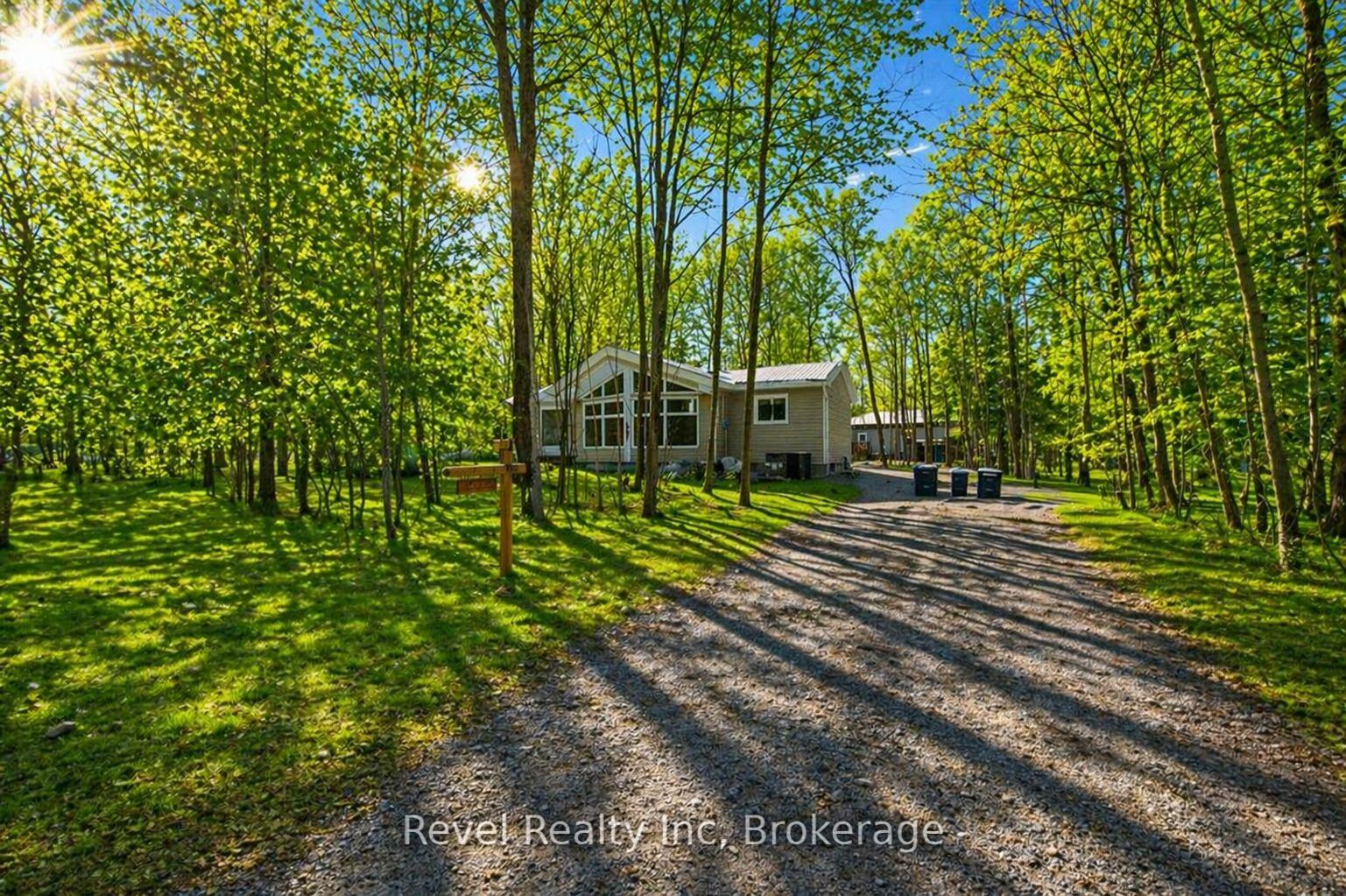 8-manitou-crescent-tiny-ontario-s12716196