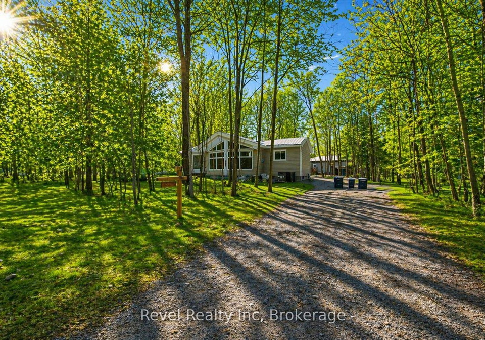8-manitou-crescent-tiny-ontario-s12716196