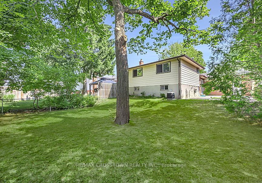 6-deerpark-drive-barrie-ontario-s12717664
