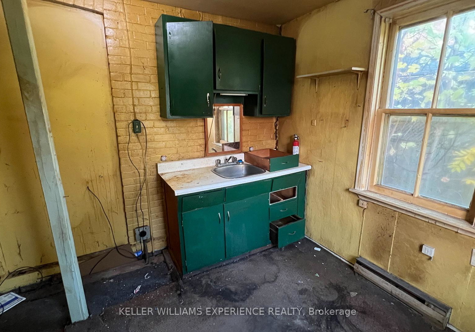 111-beech-street-collingwood-ontario-s12719156
