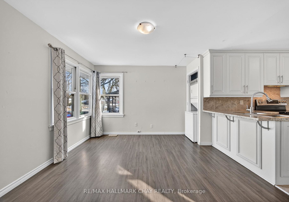 8-newton-street-barrie-ontario-s12721034