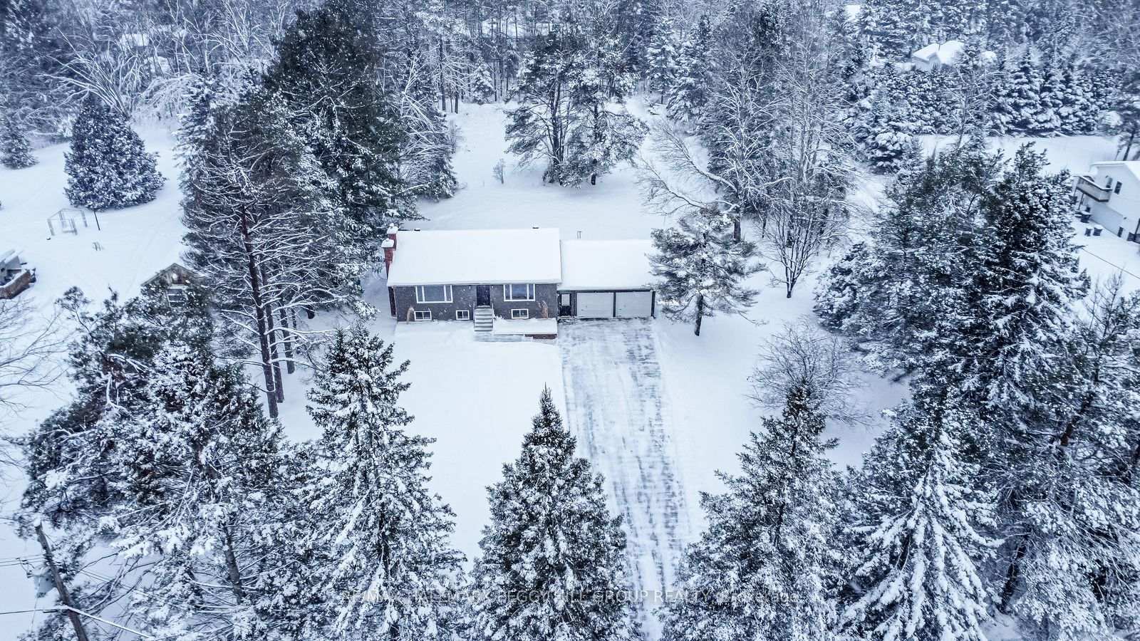 16-hillview-crescent-springwater-ontario-s12721898