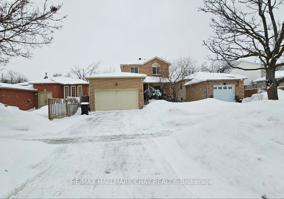 54-ward-drive-barrie-ontario-s12721966
