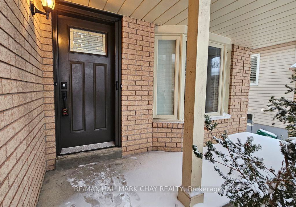 54-ward-drive-barrie-ontario-s12721966