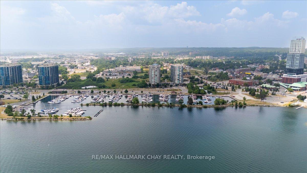 2-toronto-street-barrie-ontario-s12722090