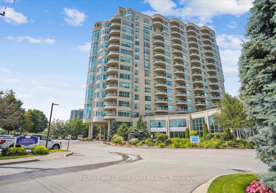 2-toronto-street-barrie-ontario-s12722090
