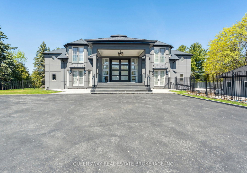 36-pioneer-trail-barrie-ontario-s12723852