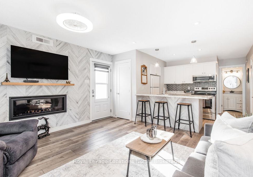 19-dawson-drive-collingwood-ontario-s12724962
