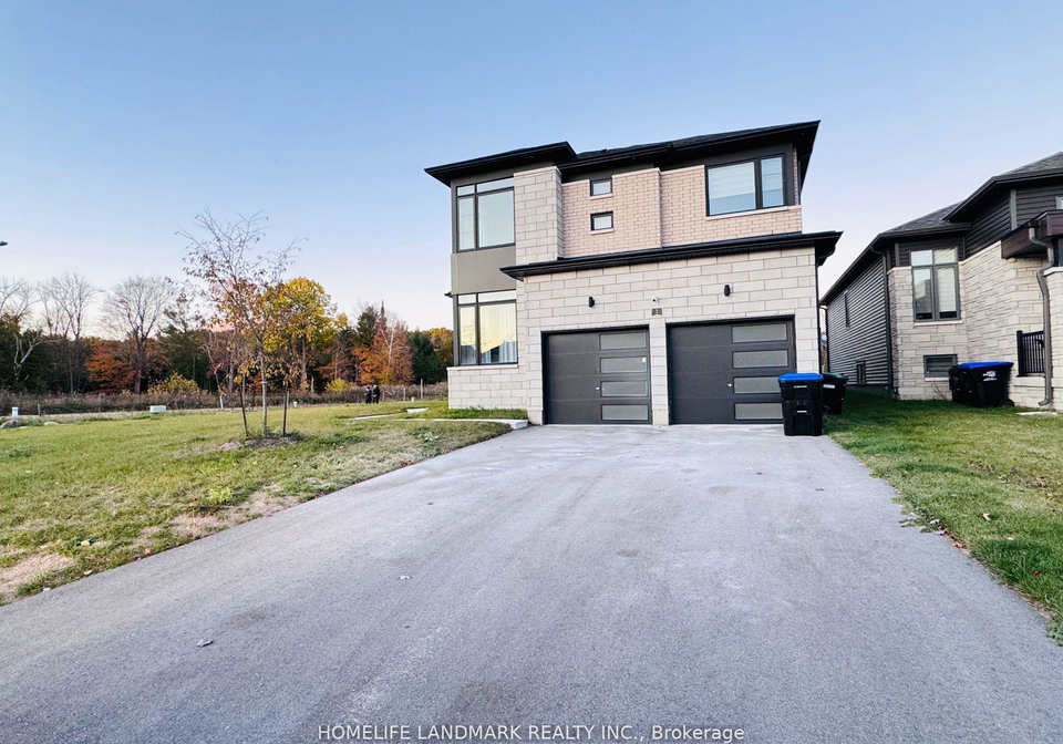 1-tran-street-wasaga-beach-ontario-s12725434