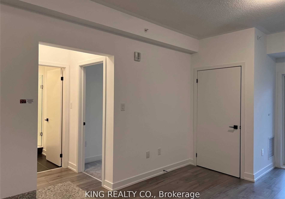 4-spice-way-barrie-ontario-s12727606