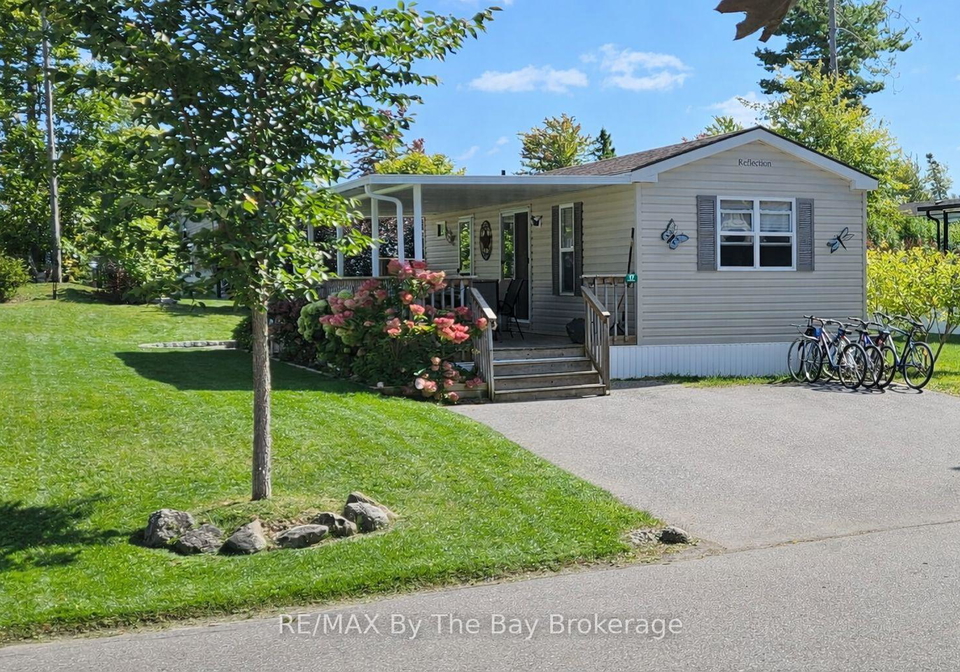 17-chippewa-trail-wasaga-beach-ontario-s12728766