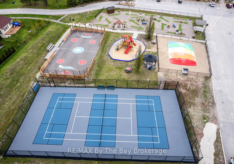 17-chippewa-trail-wasaga-beach-ontario-s12728766