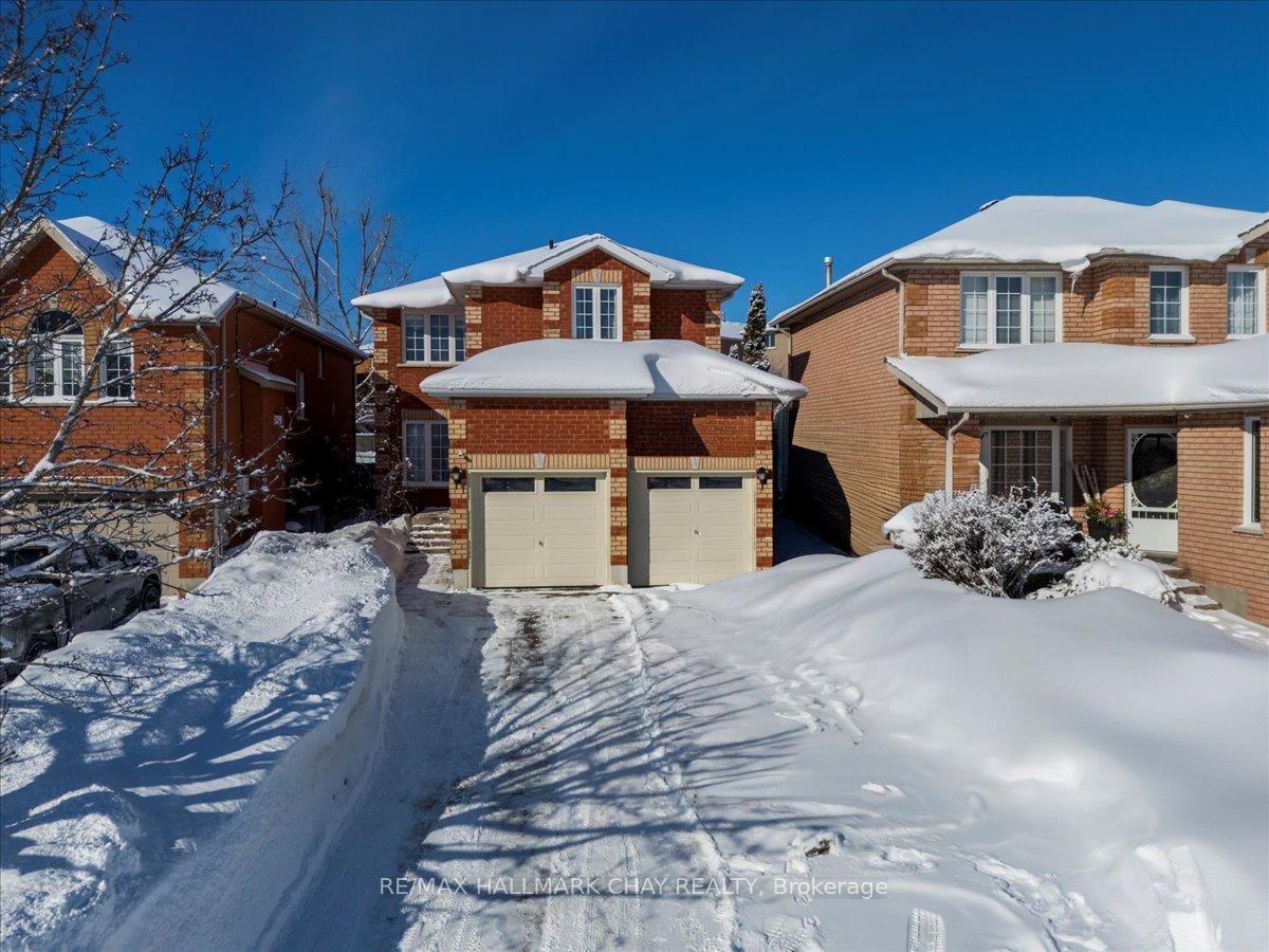 13-teal-place-barrie-ontario-s12730894