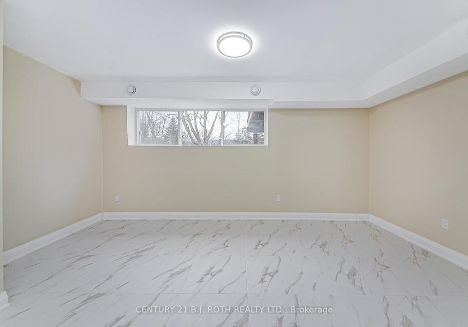 98-peel-street-barrie-ontario-s12732986
