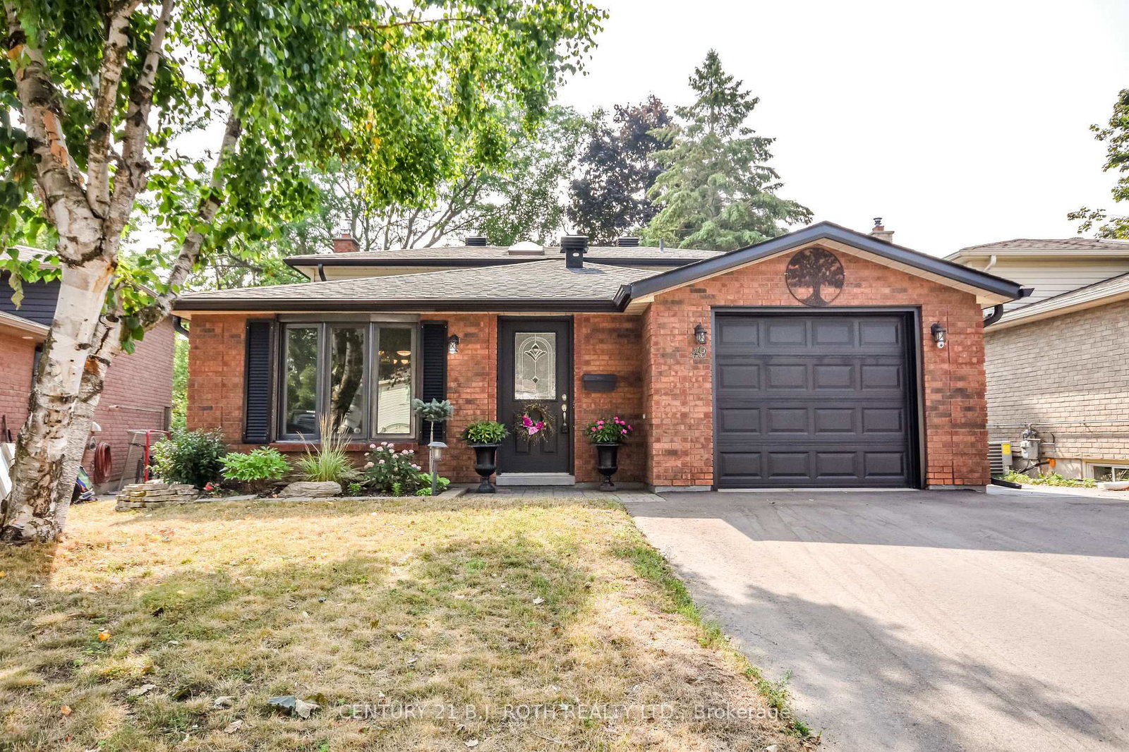 49-ridgeway-avenue-barrie-ontario-s12735096