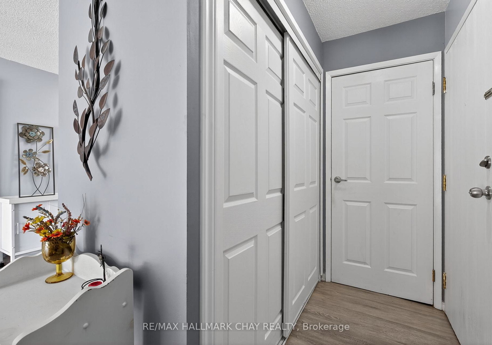 179-edgehill-drive-barrie-ontario-s12735860