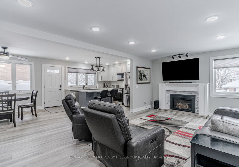 106-brant-street-w-orillia-ontario-s12735928