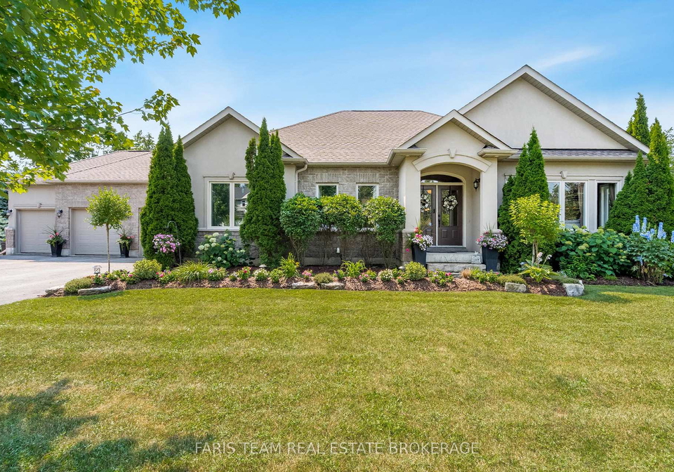 64-red-oak-crescent-oro-medonte-ontario-s12736676