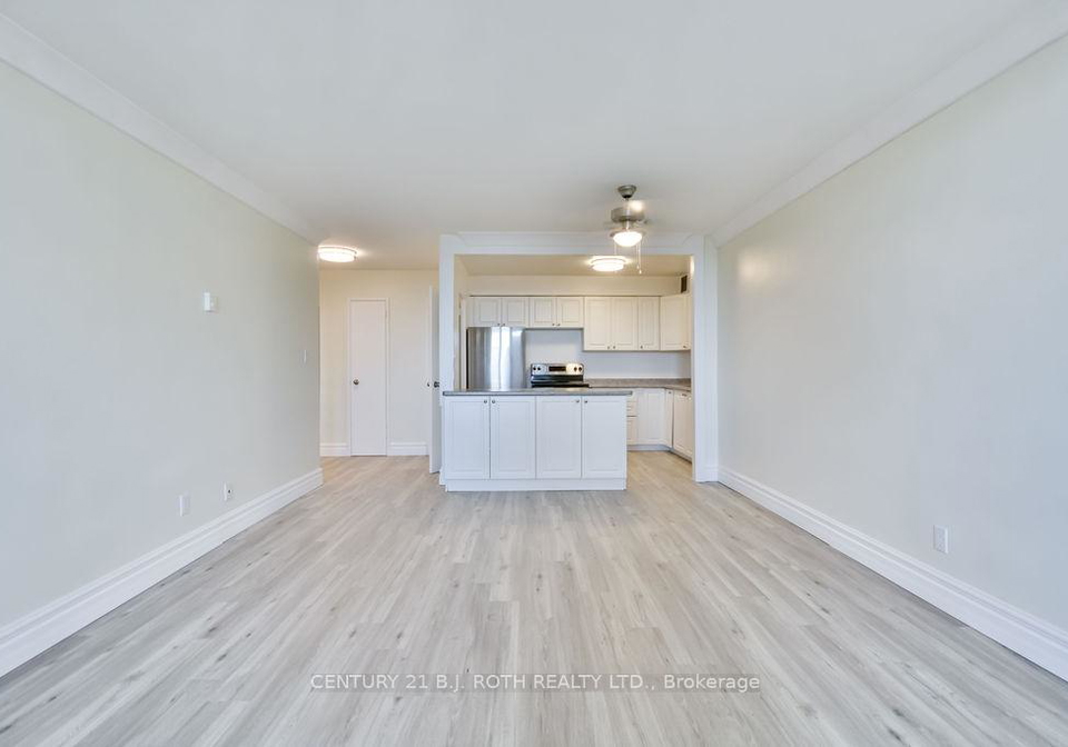 2-grove-street-e-barrie-ontario-s12736808