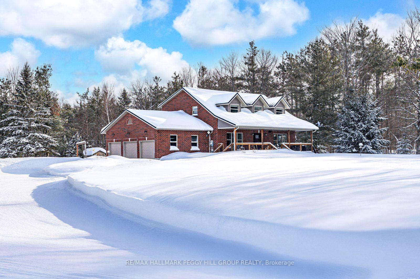 2009-5-line-n-oro-medonte-ontario-s12739922