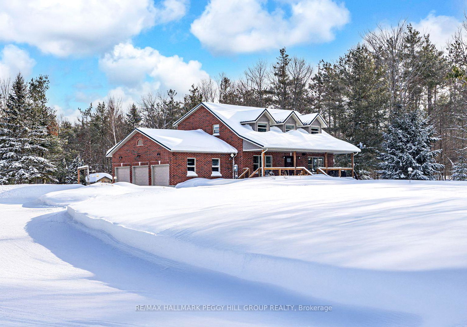 2009-5-line-n-oro-medonte-ontario-s12739922