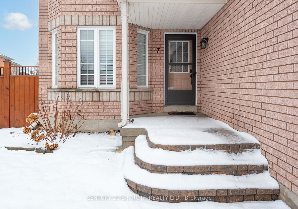 7-drake-drive-barrie-ontario-s12740510