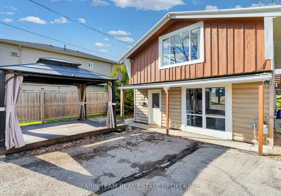 3-courtland-street-orillia-ontario-s12740528