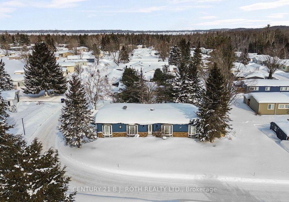 1-maple-crescent-oro-medonte-ontario-s12740580