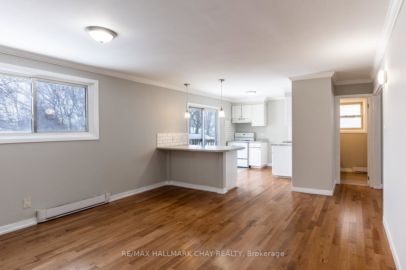 209-oxford-street-orillia-ontario-s12744944