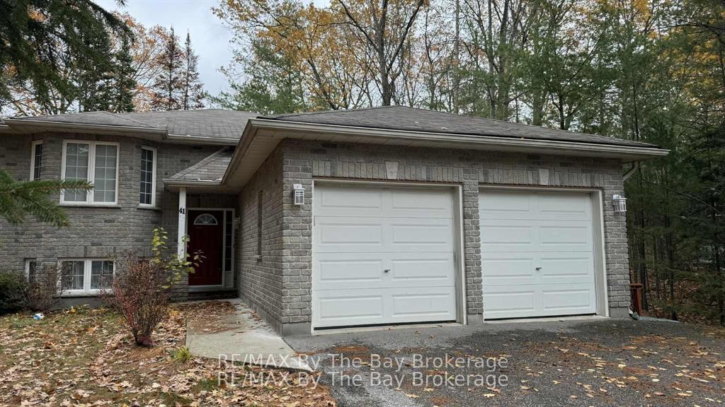 41-melrose-avenue-wasaga-beach-ontario-s12747002