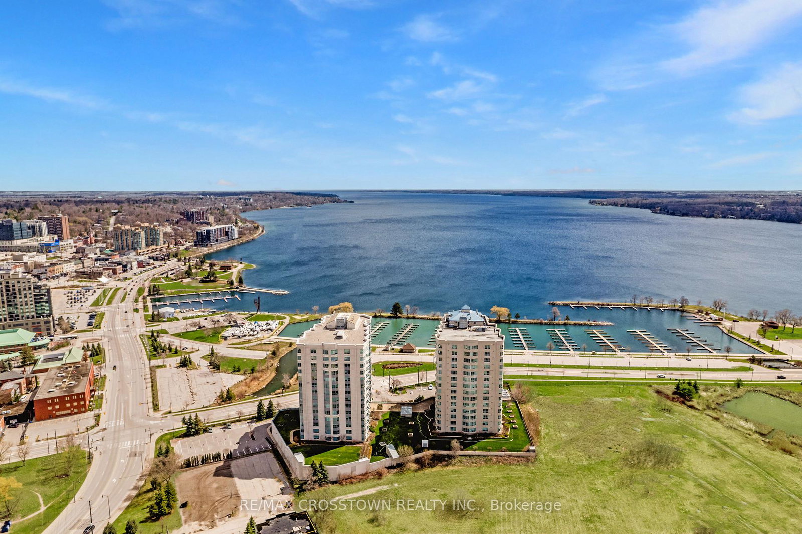 6-toronto-street-barrie-ontario-s12748452