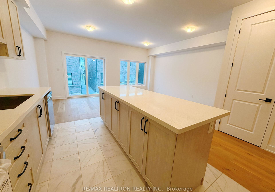 18-mcaush-street-barrie-ontario-s12748734
