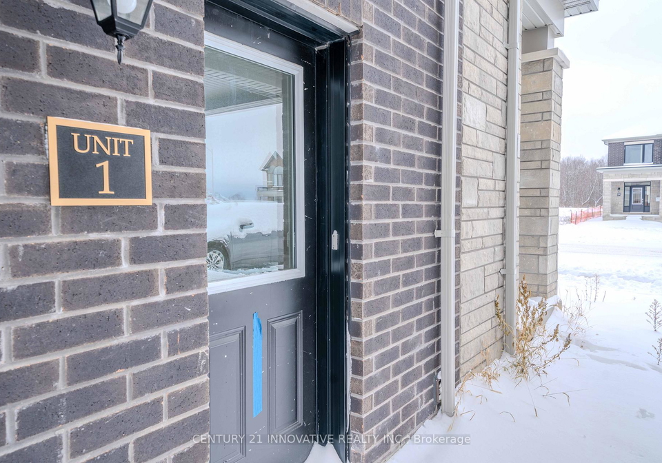 137-terry-fox-drive-barrie-ontario-s12748836