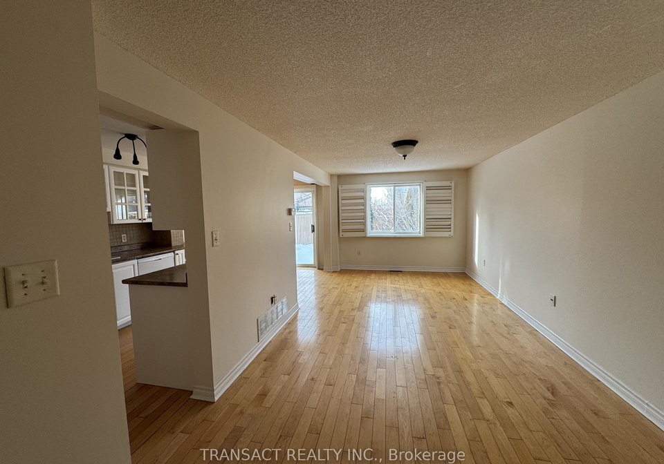 154-sydenham-wells-barrie-ontario-s12751466