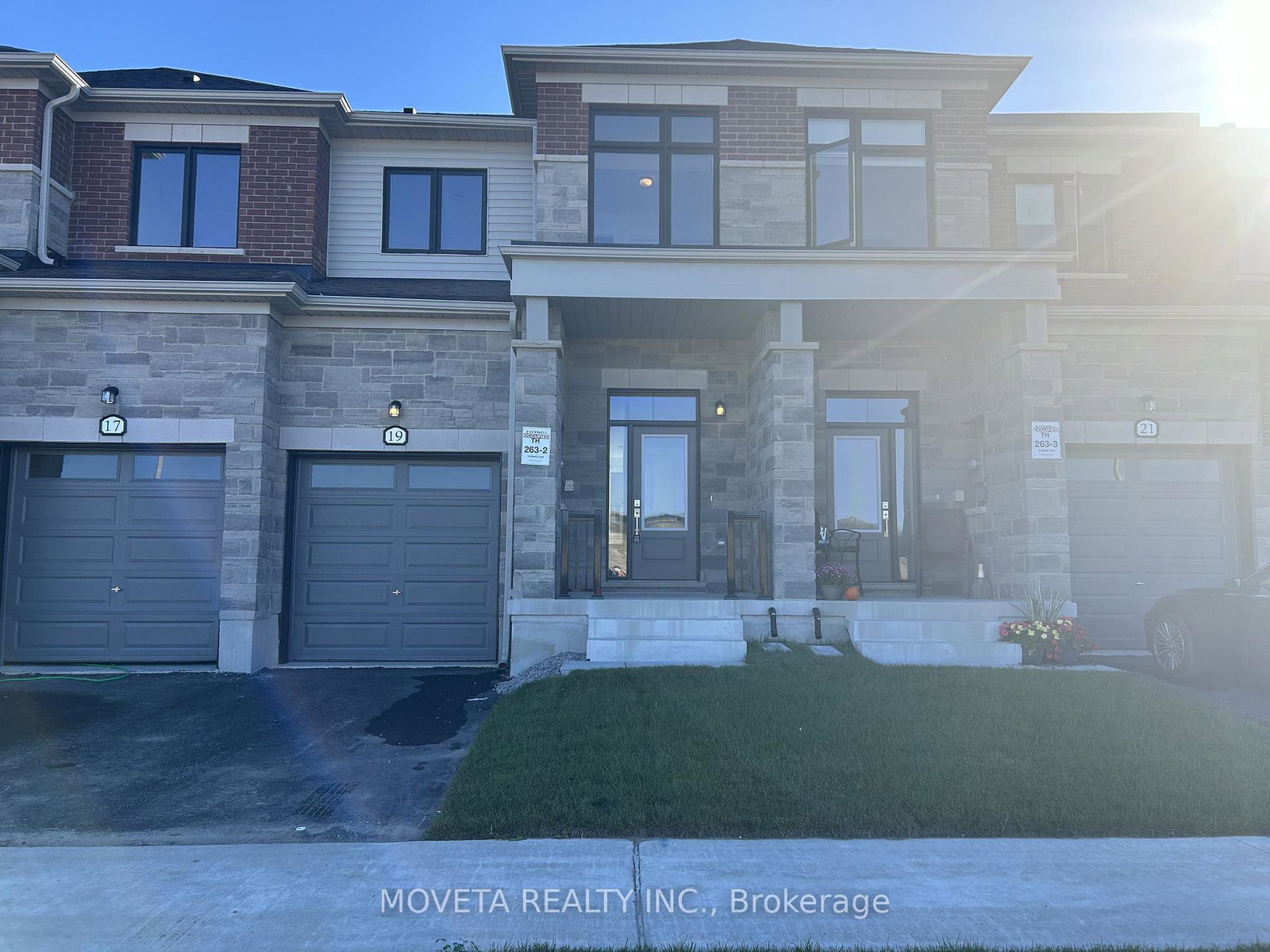 19-milady-crescent-barrie-ontario-s12751662