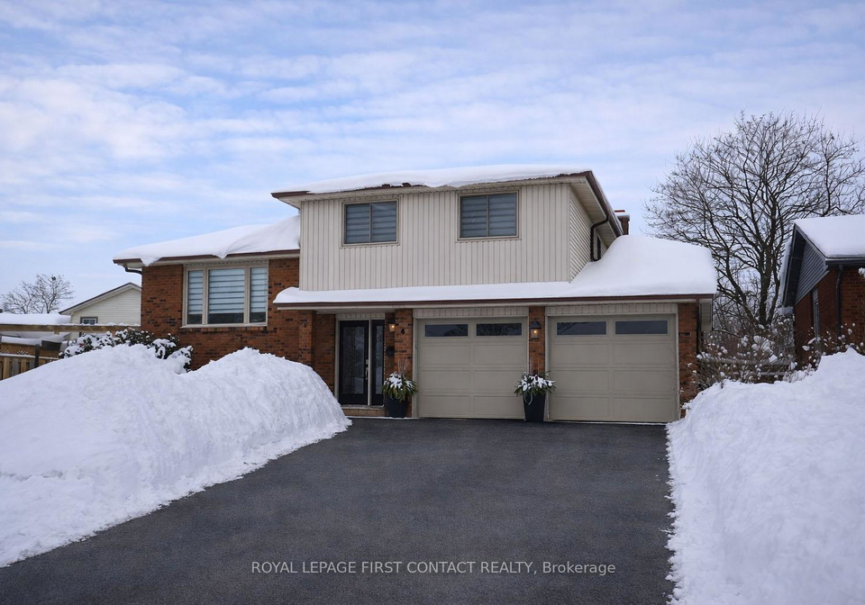 4-grand-place-barrie-ontario-s12751978