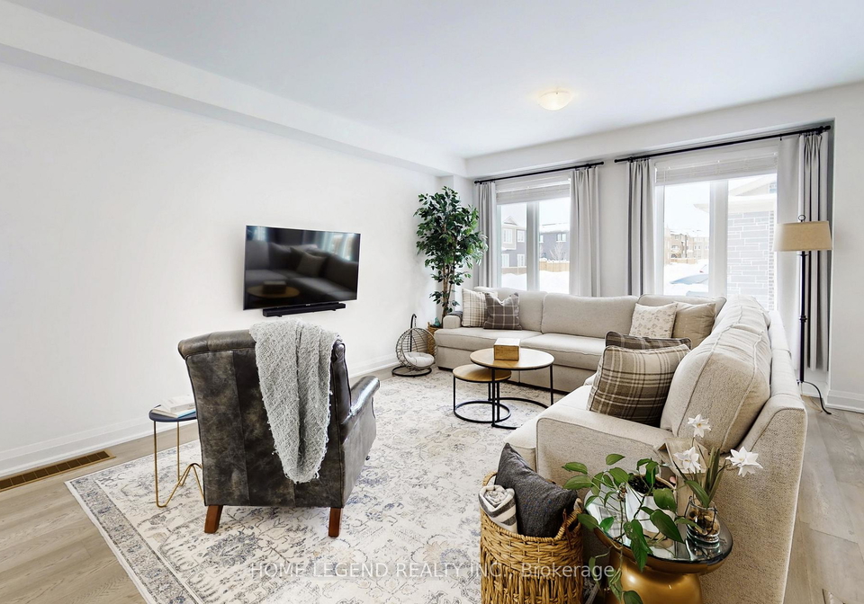 24-lally-terrace-barrie-ontario-s12755688