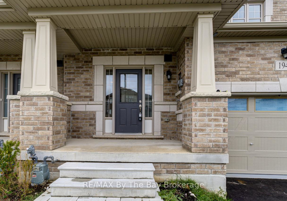 194-rosanne-circle-wasaga-beach-ontario-s12755836