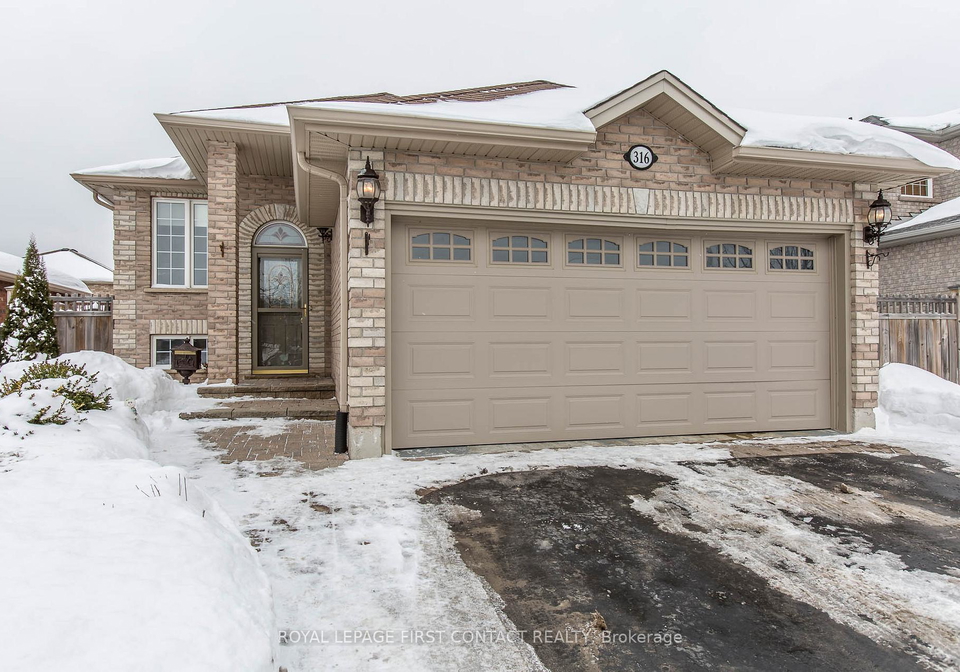 316-johnson-street-barrie-ontario-s12758576