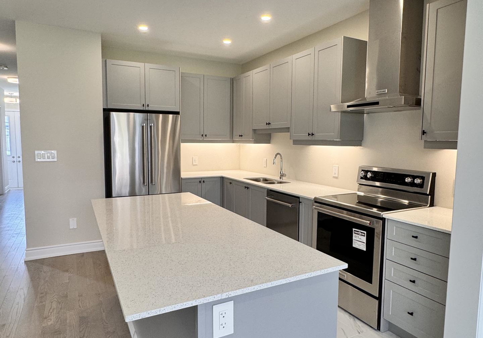 25-periwinkle-road-springwater-ontario-s12760174