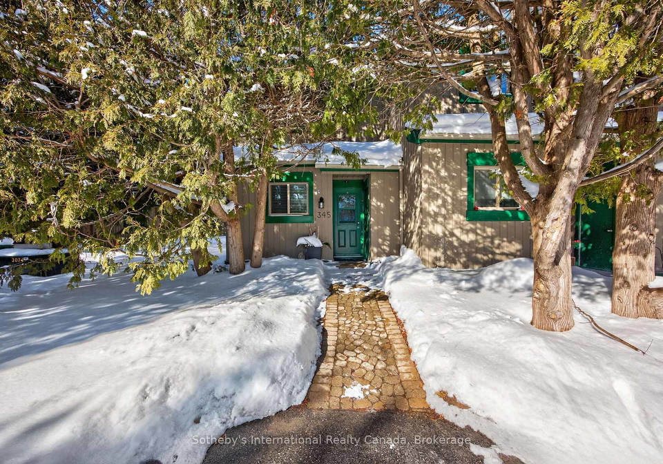 11-harbour-street-w-collingwood-ontario-s12762816
