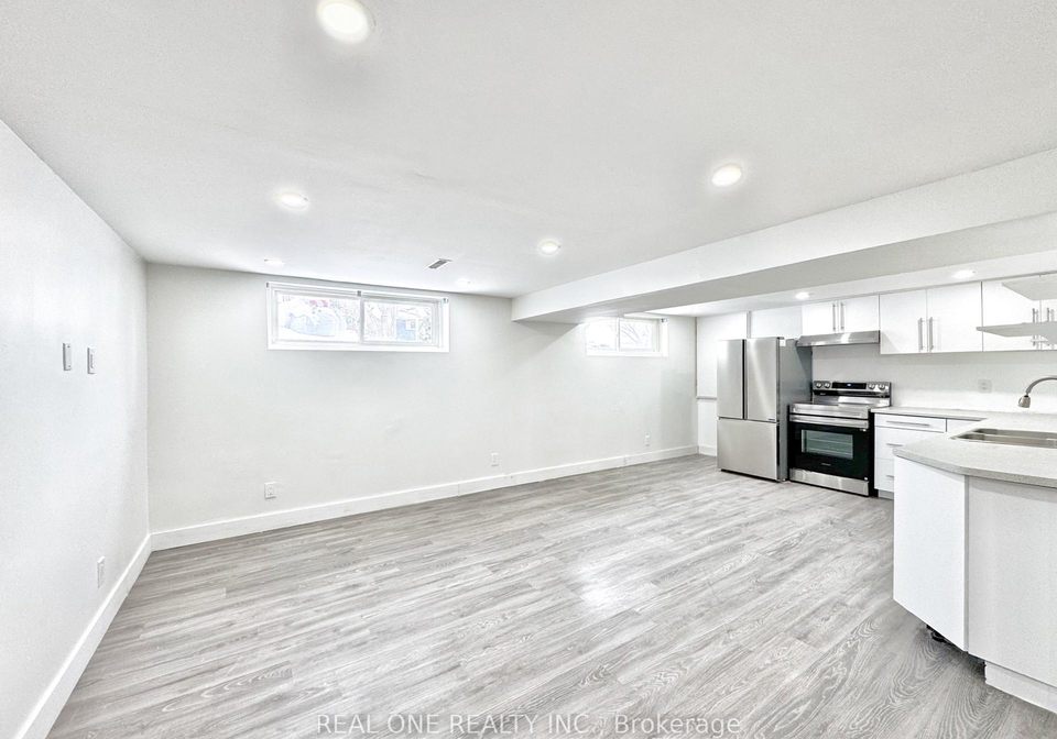 61-college-crescent-barrie-ontario-s12764414