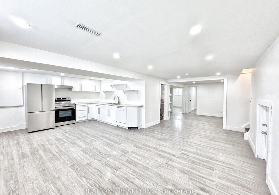 61-college-crescent-barrie-ontario-s12764414