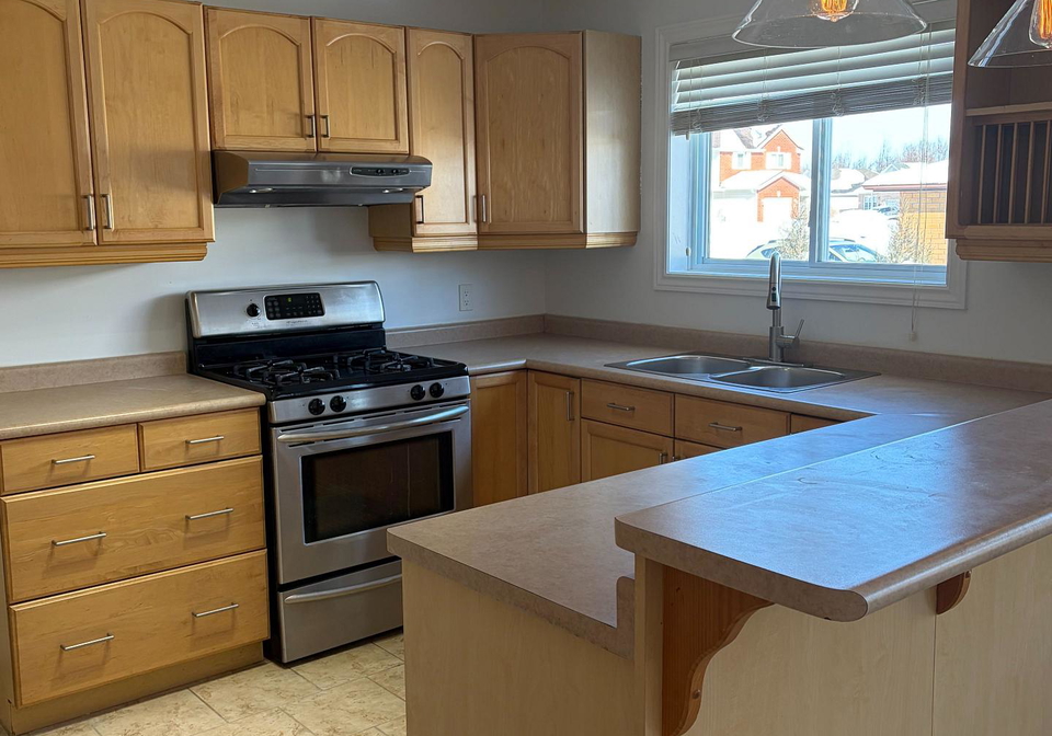 6-bush-street-collingwood-ontario-s12767132