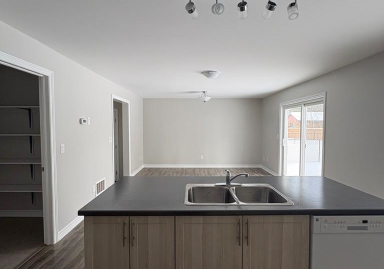 1803-river-road-w-wasaga-beach-ontario-s12767384