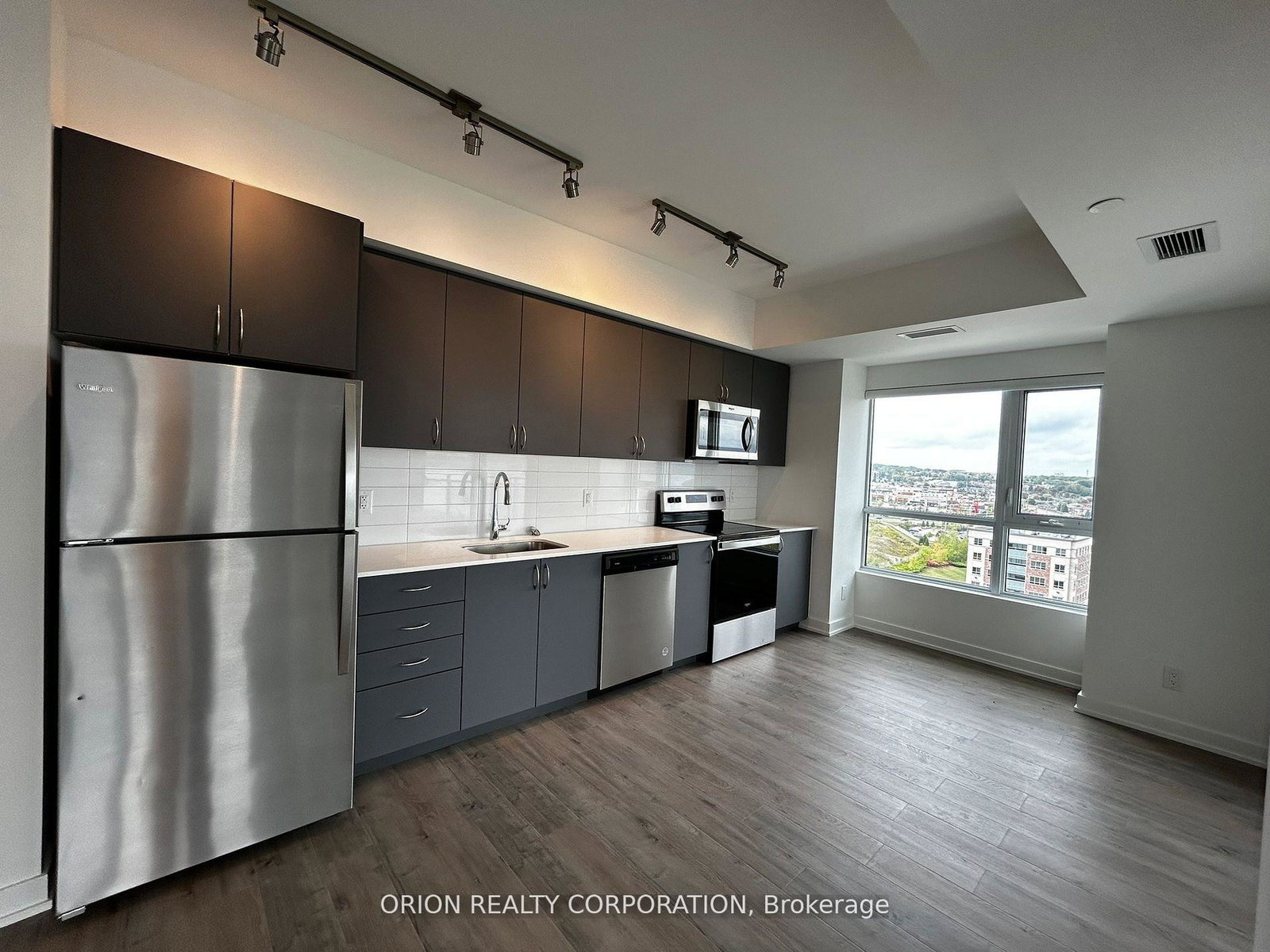 56-lakeside-terrace-barrie-ontario-s12767516