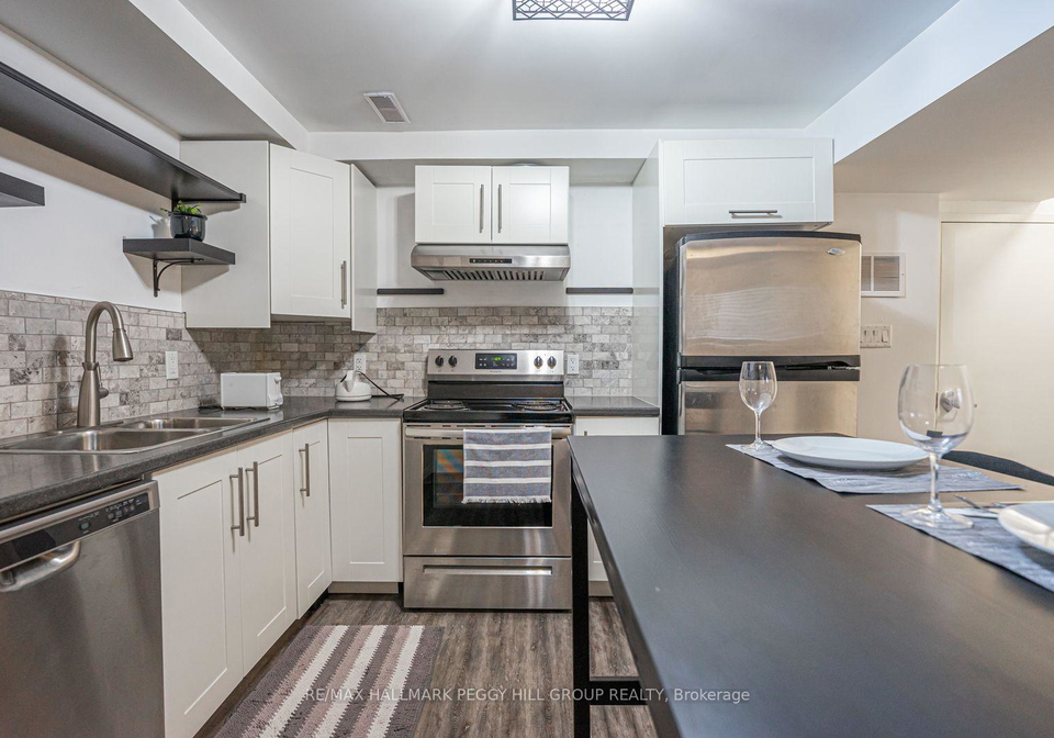 35-heritage-court-barrie-ontario-s12771130