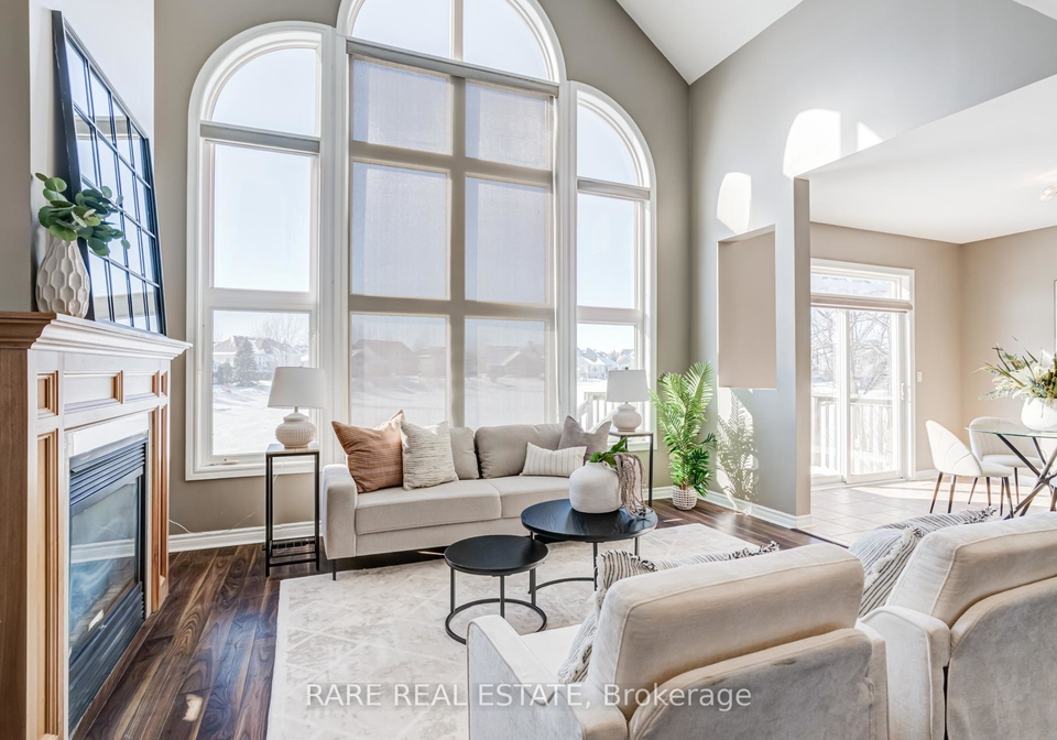39-waterfront-circle-collingwood-ontario-s12772084